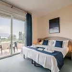 Hotiday Collection - Hotel 3*