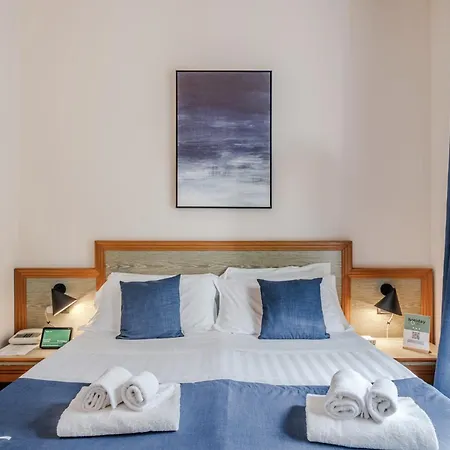 Hotell Hotiday Collection - 3*