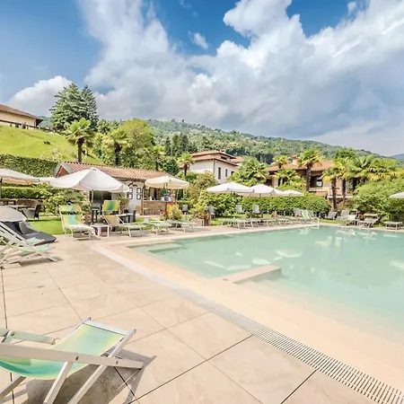 Hotiday Collection - 3* Stresa