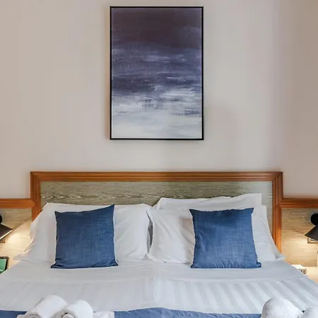 Hotiday Collection - Hotell Stresa