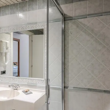 Hotiday Collection - 斯特雷萨