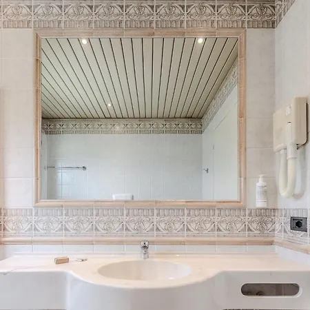 Hotiday Collection - Ξενοδοχείο 3*