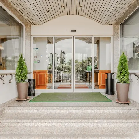 Hotiday Collection - 3* 斯特雷萨