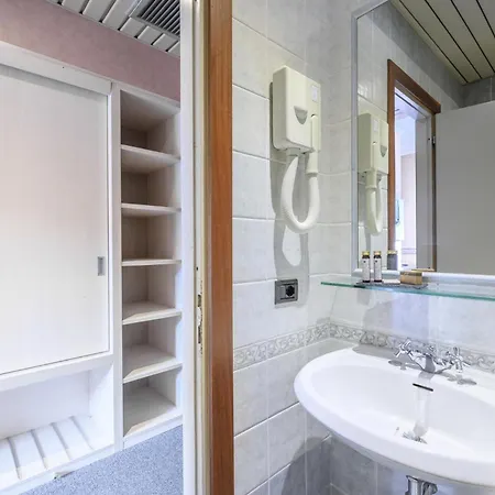 Hotiday Collection - 3*