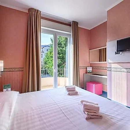 Hotiday Collection - Hotel 3*