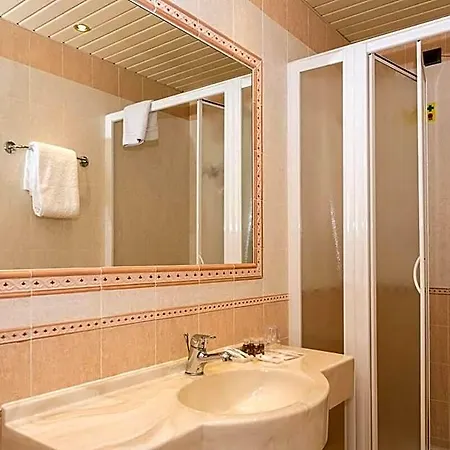 Hotel Hotiday Collection - Stresa
