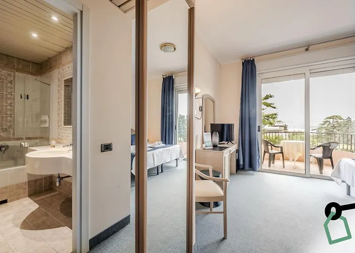 Hotel Hotiday Collection - Stresa