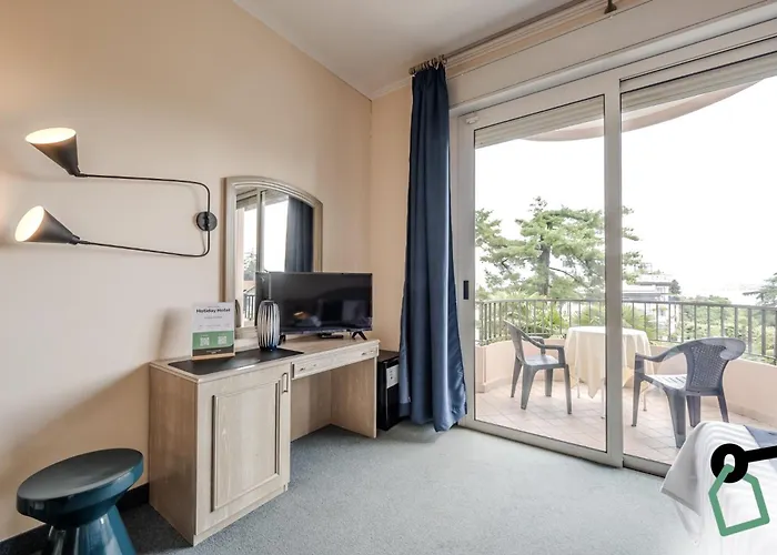 Hotel Hotiday Collection - 3*