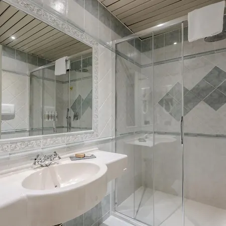 Hotiday Collection - 3* Stresa